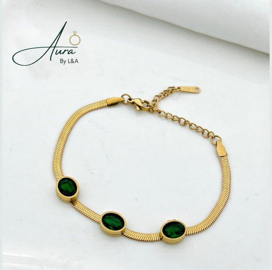 Premium Design Bracelet with Green Pearl's