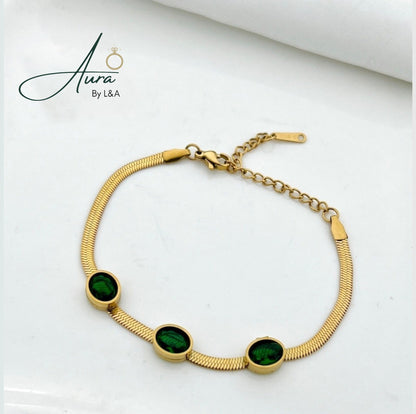 Premium Design Bracelet with Green Pearl's
